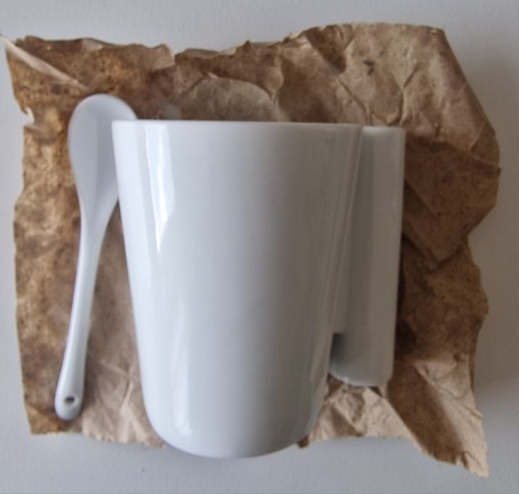 Caneca branca redonda