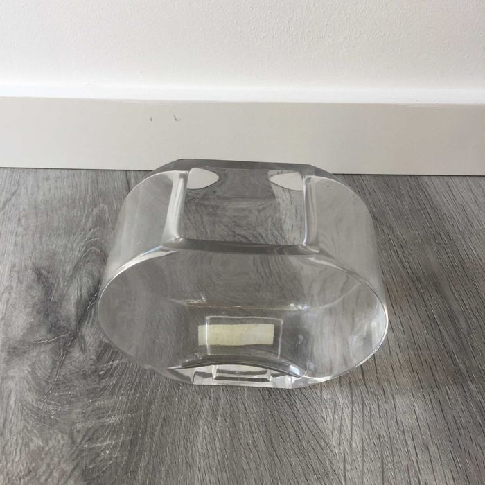 Small-sized glass vases442326323298969604