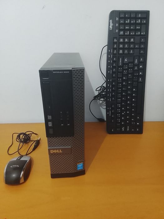 Dell SFF 3020 i5-4590  Windows 11 Pro Ativado