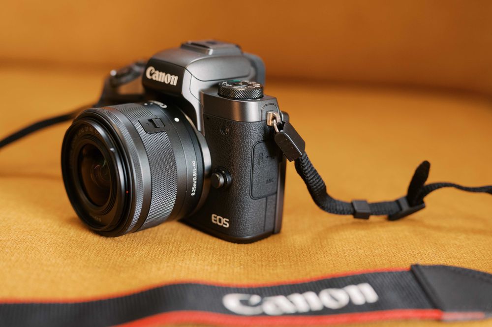 Canon EOS M5 + 15-45mm