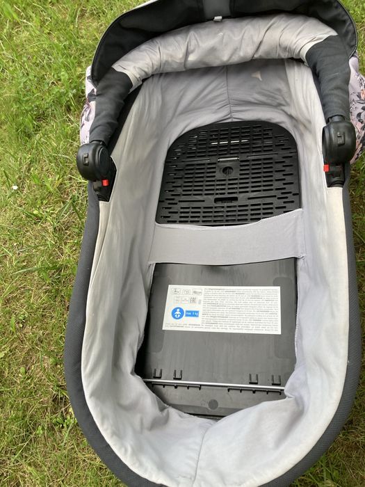 Wózek Bebetto z motywem kwiatowym + GRATISY