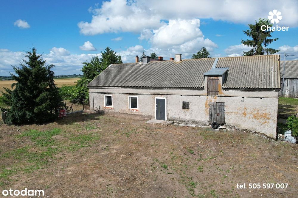Siedlisko ok. 60 m2 z działką ok. 4800 m2 we wsi Kołatek.
