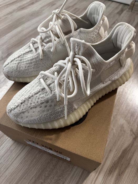 Yeezy 350 Bone 41 1/3