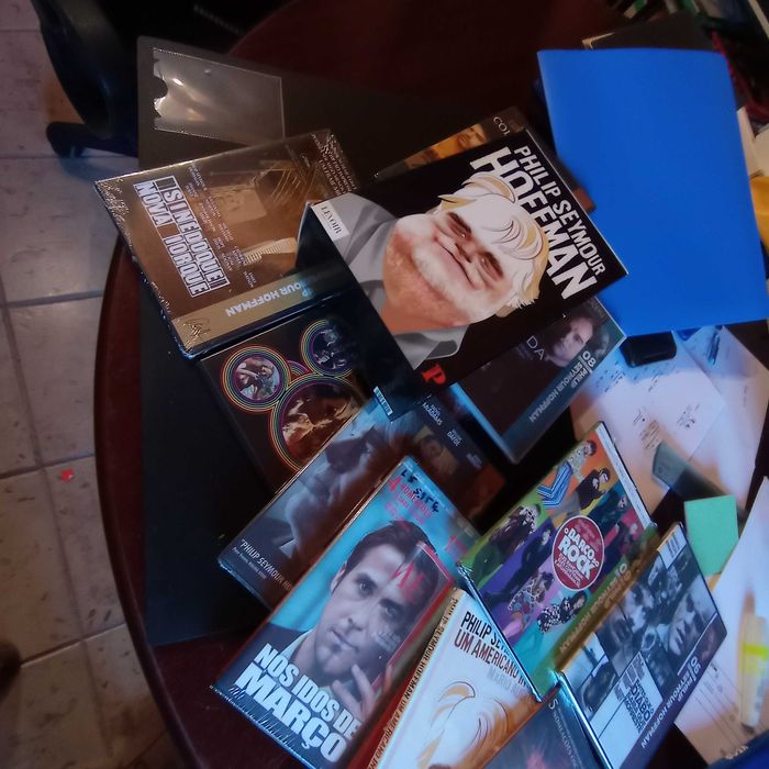 Coleções de Dvd´s  de vários filmes e séries  de culto