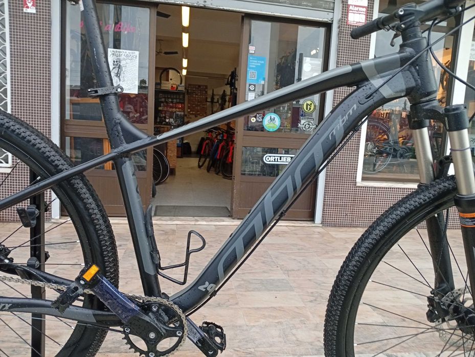 MBM Quarx / Shimano Deore / travões hidráulicos