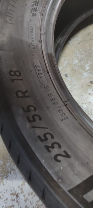Pneus 235/55/18 semi novos