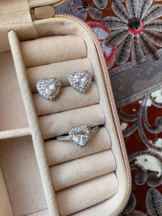 Колечко з сережками 18 розмір 925 проба