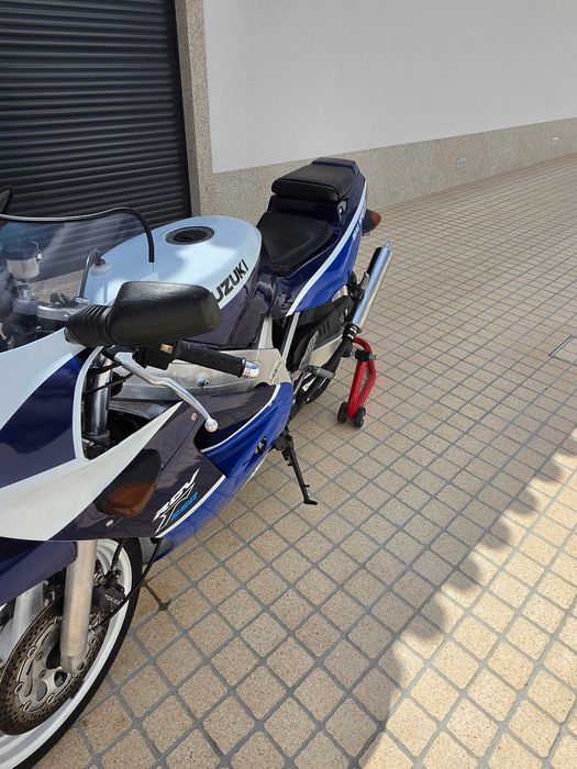 Suzuki rgv 250 VJ21A