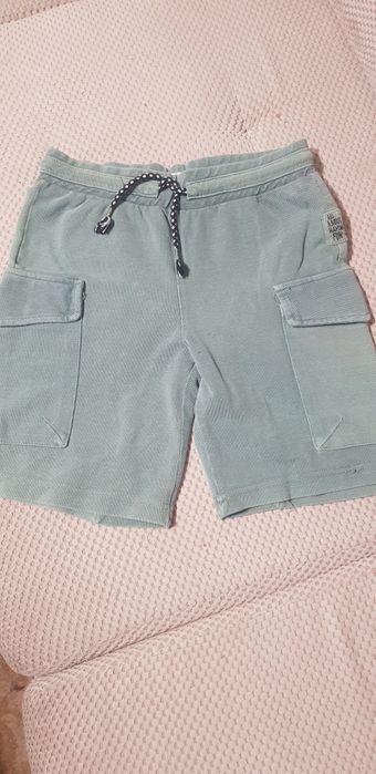 Spodenki chłopięce nowe Reserved r. 134
