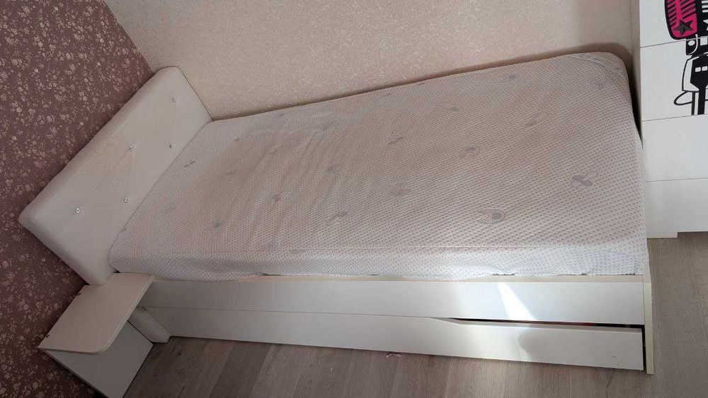 Ліжко Meblik 190×90 з ящиком + матрац (б/в)