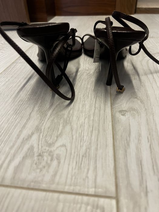 Босоніжки Zara р.42