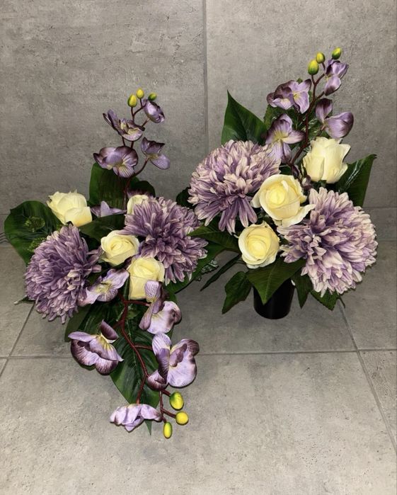 Stroiki - Kompozycje nagrobne - Bukiety Kwiaty