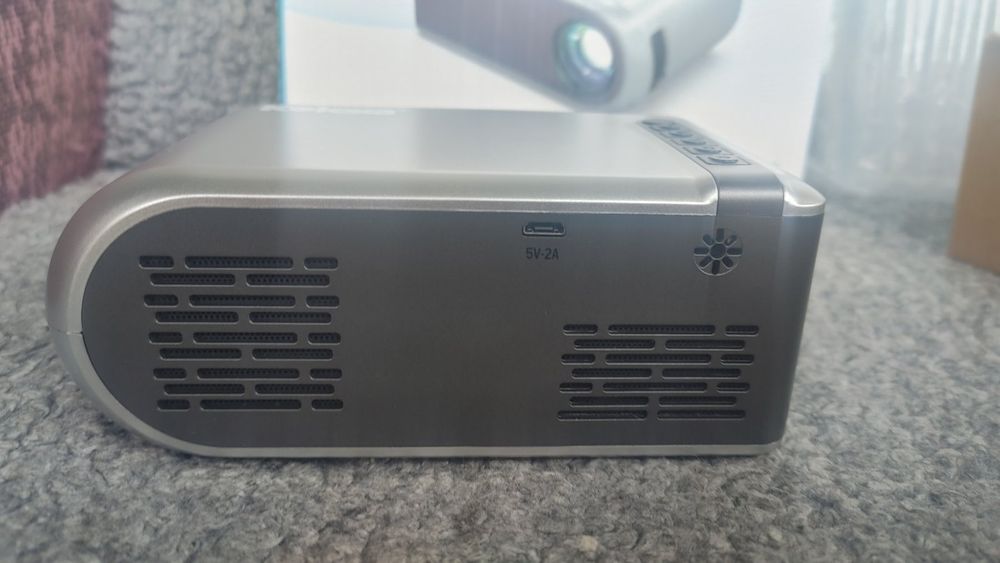 Проектор Kolexa Full HD 1080P HDMI mirascreen