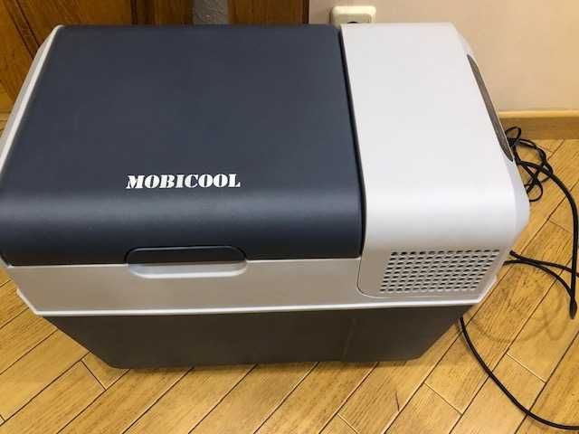 Автомобильный (переносной) холодильник Mobicool FR40 AC/DC