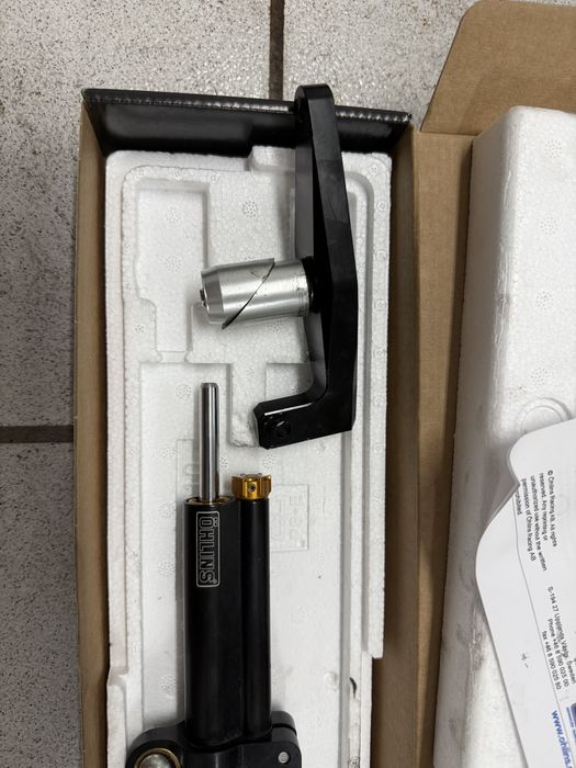 Amortecedor de direçao ohlins