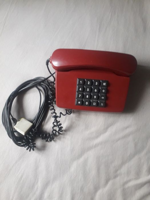 Продам телефон стаціонарний