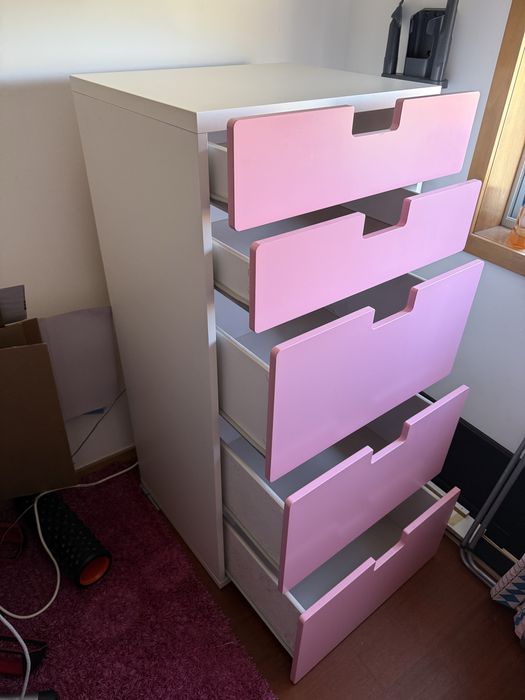 Comoda c/ 6 Gavetas em Branco-Rosa