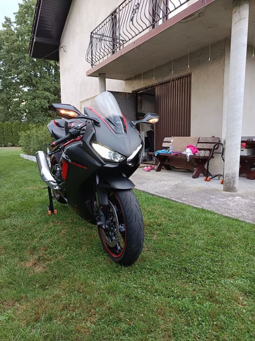 Honda CBR 1000 RR sc77