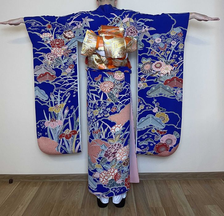 Japońskie kimono furisode + pas obi + sznur obijime + obiage