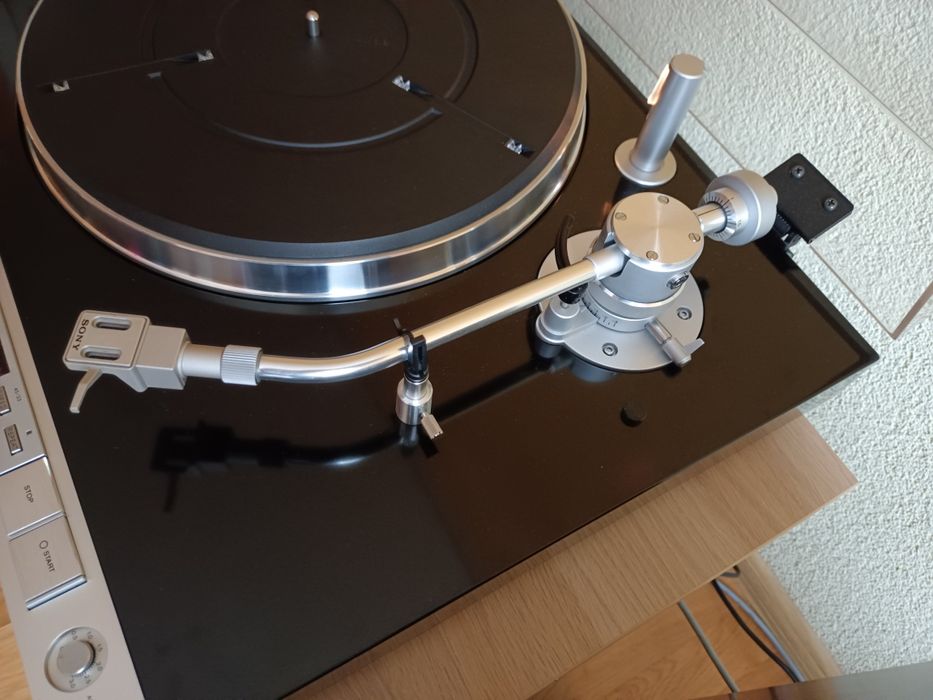 Gramofon Sony ps x 65