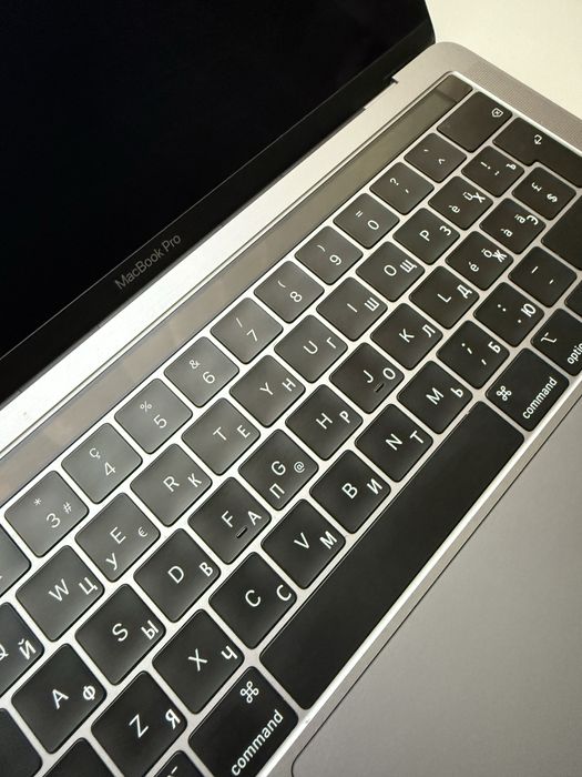 Macbook pro 13/Макбук про 13 (на запчастини)