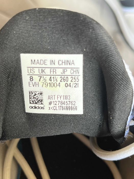 Adidas ZX700_HD r.7,5