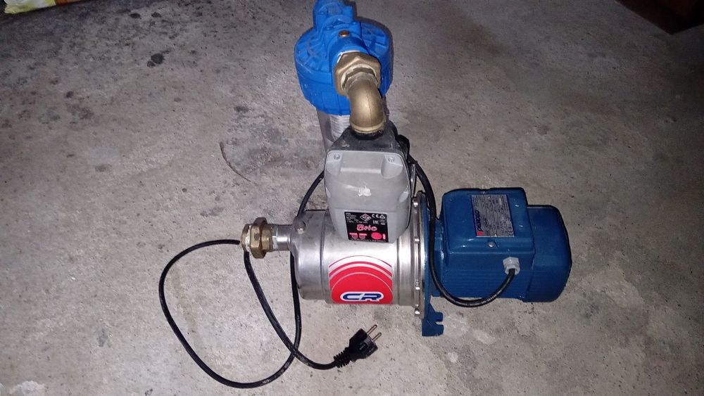 Bomba de agua como nova