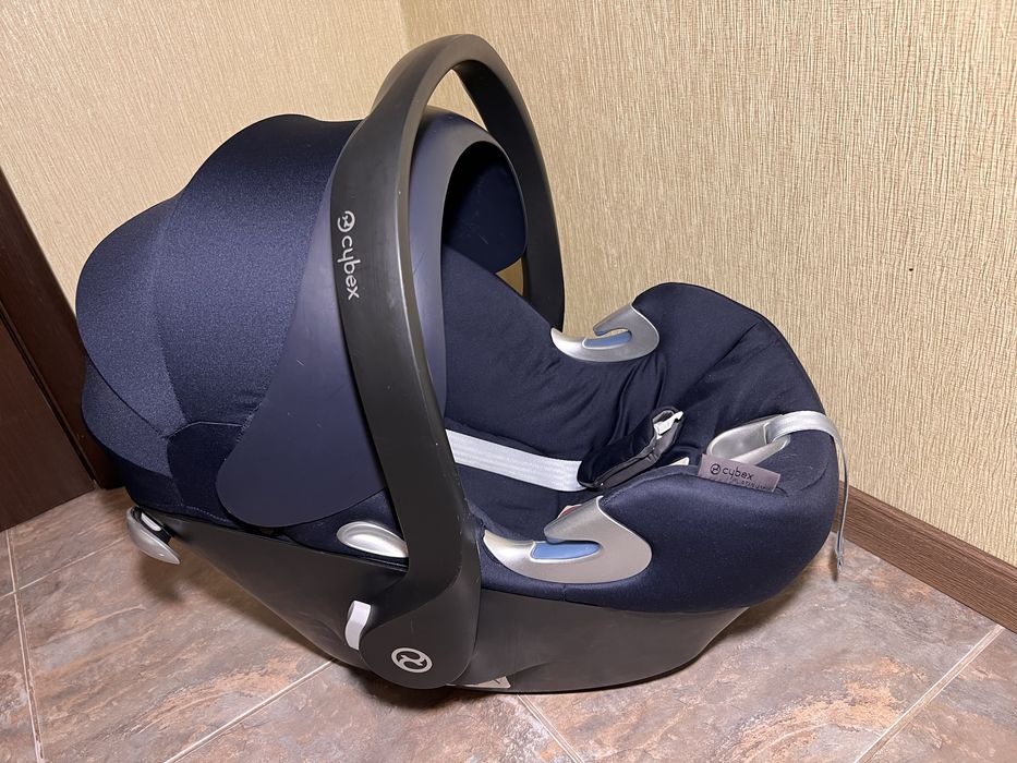Автокрісло Cybex