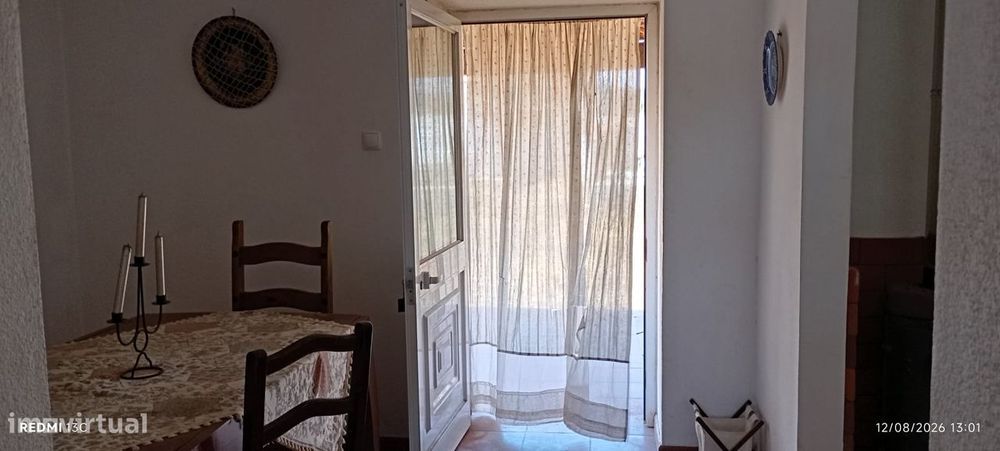 Moradia isolada T3 com jardim em lote de 1600M2