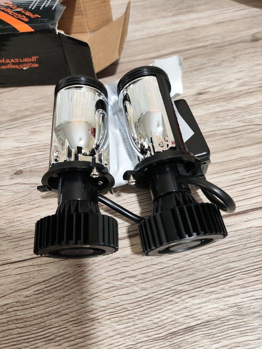 Лед лампи Н4 автомобільні з лінзами