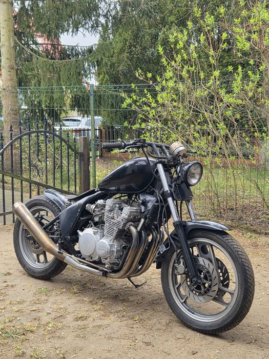 Yamaha XJ900S custom bobber dla fana