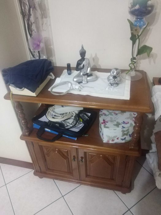 Móvel clássico rústico