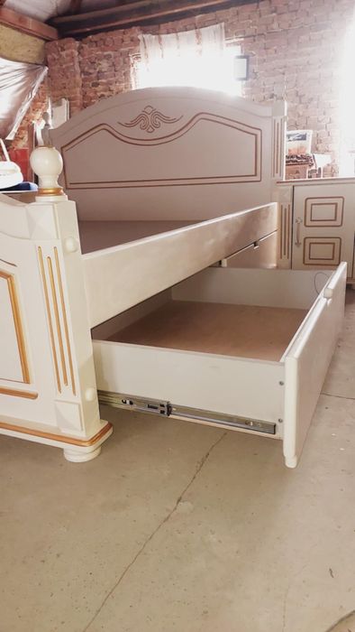 Ліжко Дубове двохспальне 160/200