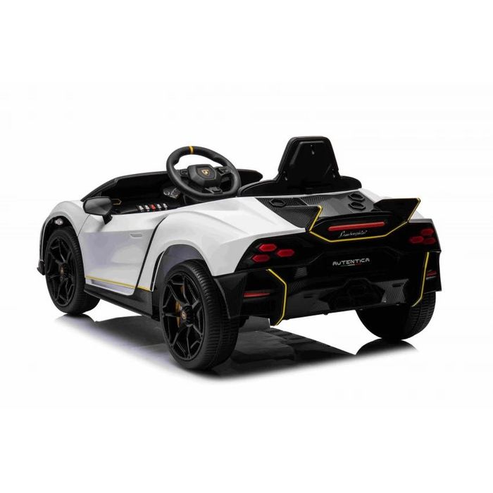 Auto autko na akumulator 4x4 Lamborghini Invencible pojazd dla dzieci