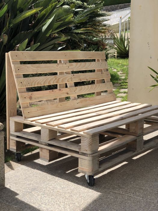 Sofá em paletes sem rodas