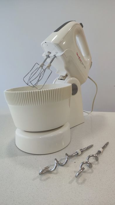 Batedeira Moulinex powerfix, como nova