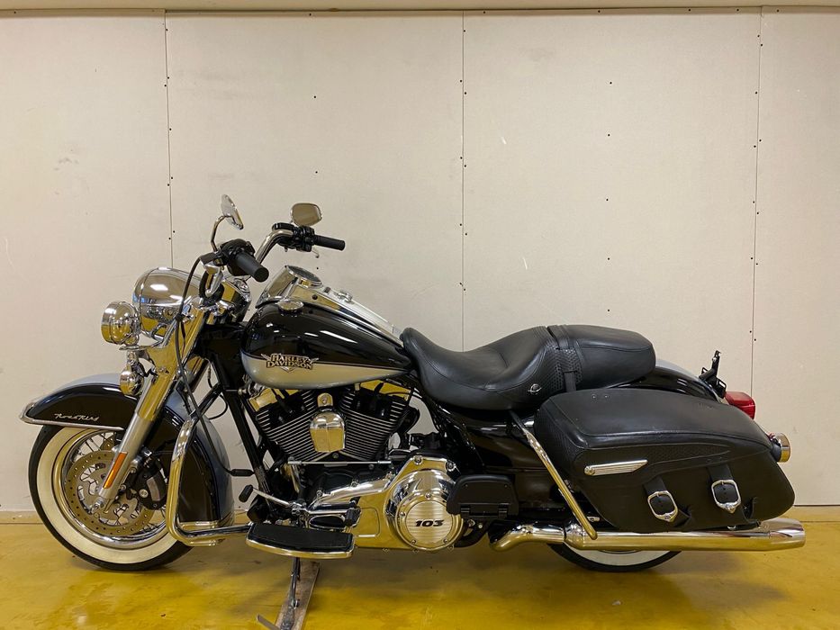 Harley Road King 103 ABS Tempomat LED 12tys mil Nowy Aku