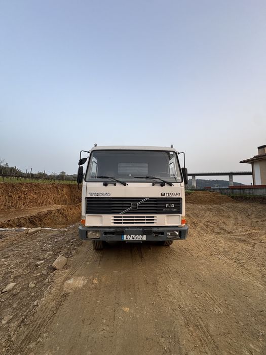 Volvo fl10 basculante