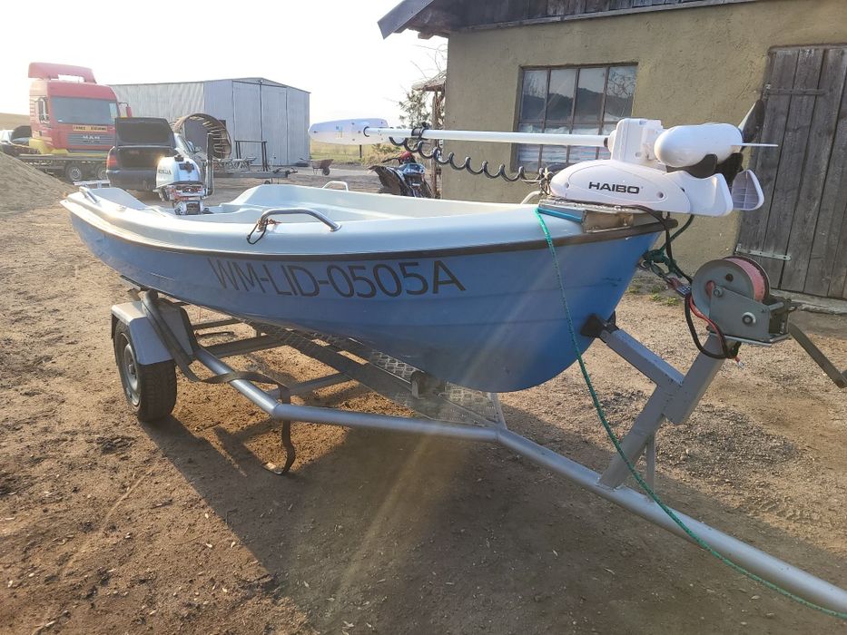 Sprzedam łódź z silnikiem Honda 6 KM + przyczepa podłodziowa
Na sprzed