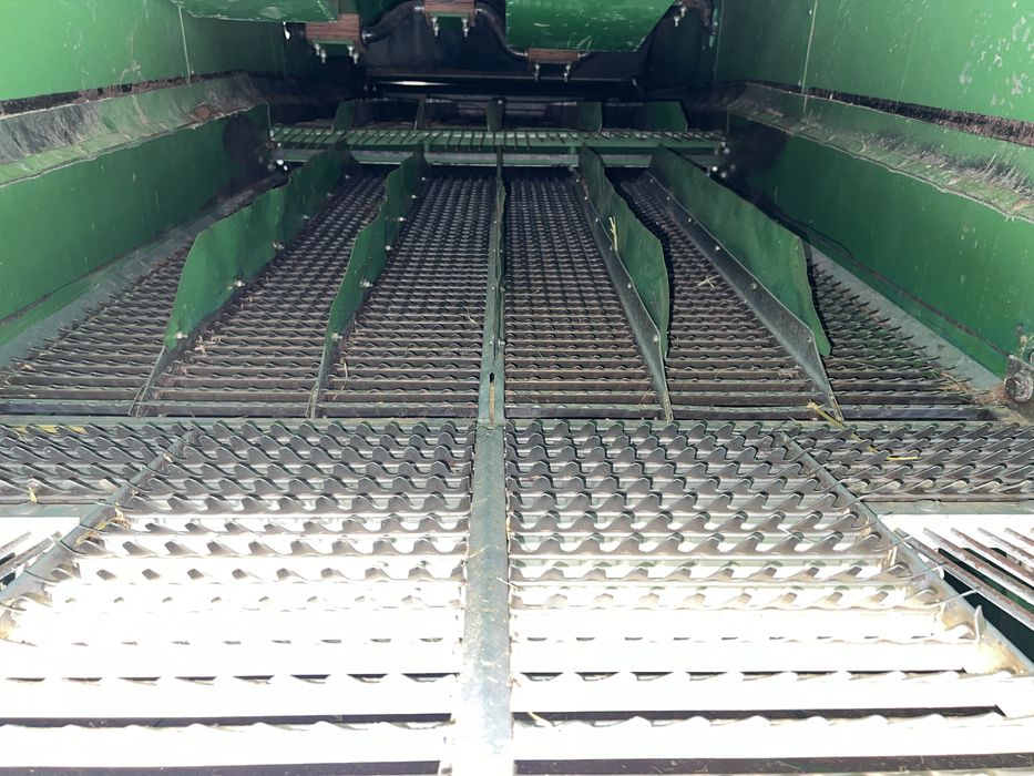 Комбайн JOHN DEERE 1052| Джон дір| 1700м/г| 3.05 жатка| Ідеальний стан