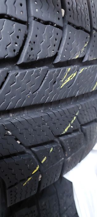 Продам комплект скатів 2018року