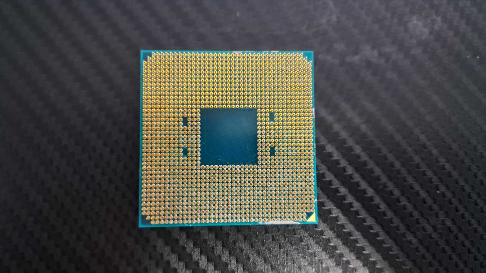 Процесор Ryzen 7 2700X