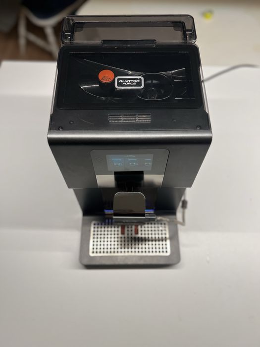Ekspres Krups Intuition Preference+ EA875