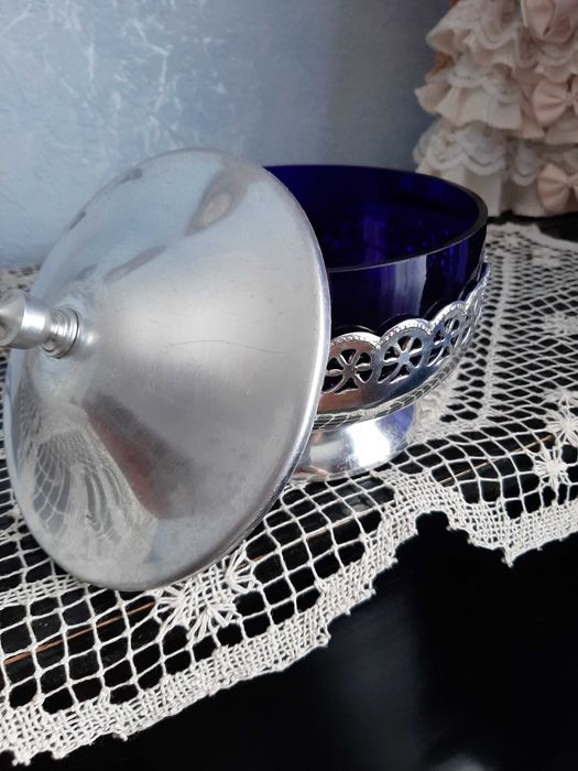 Цукерниця вінтажна.  Скло метал