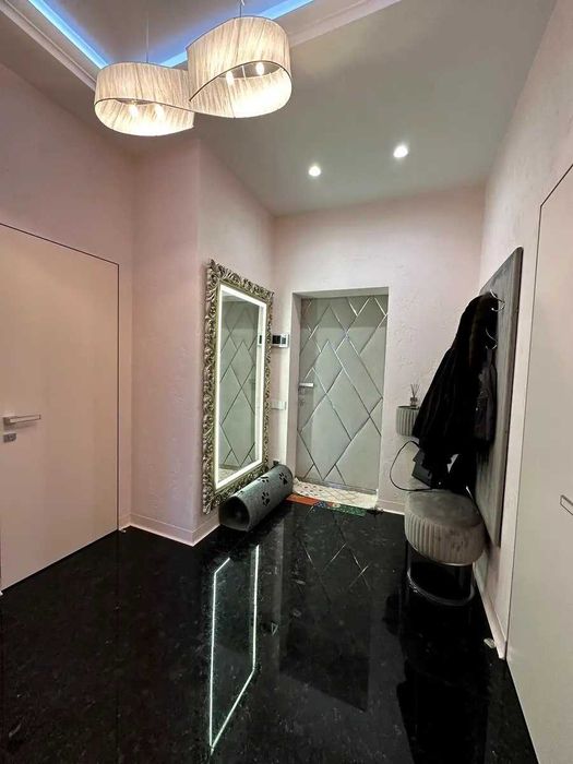 ЖК Французький квартал 1, Квартира 50 м2, метро Палац Україна, вул. Саперне Поле, Печерськ