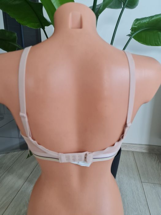 Chantelle ekskluzywny biustonosz 65E