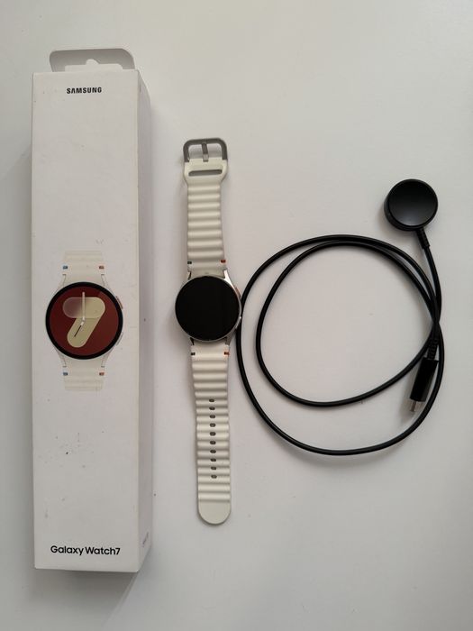 Zegarek Galaxy Watch 7 LTE GPS  WiFi