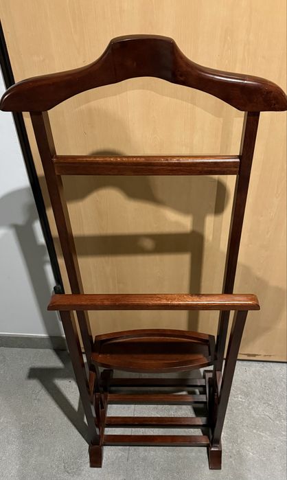 Cabide em Madeira como novo