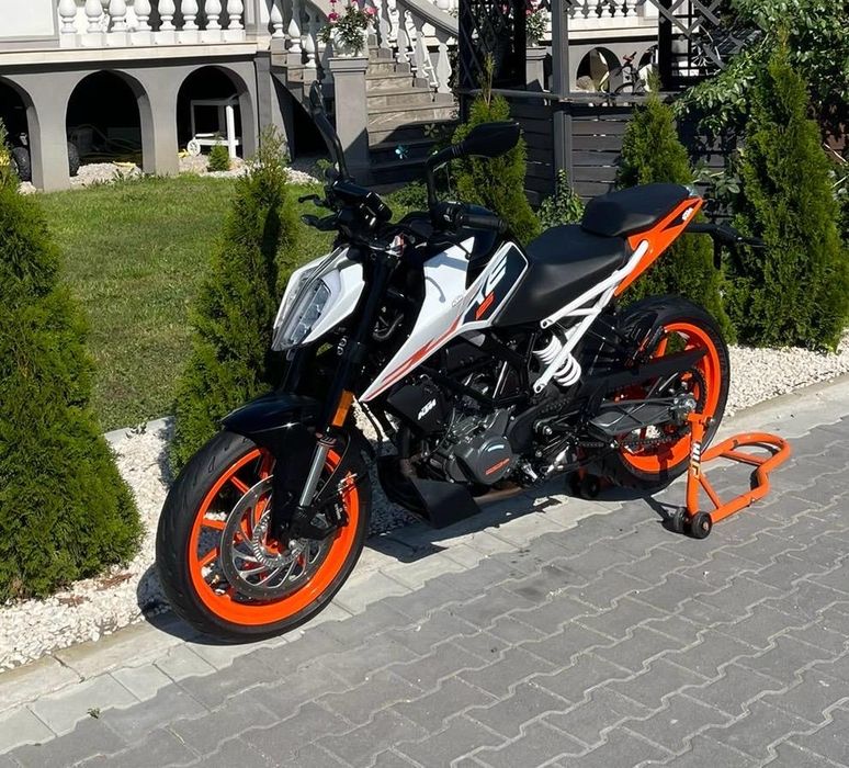 KTM Duke 125 ABS 7.000km Mega Utrzymany 2023r LED Oryginał  kat.B A1