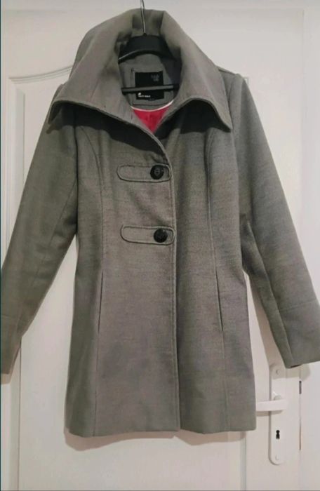oddam za darmo płaszcz damski 40/42